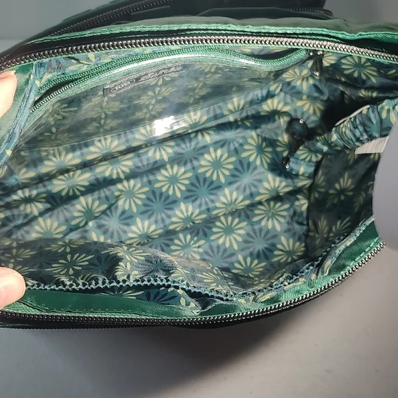 Lug Emerald Green Crossbody Bag - Picture 9 of 15